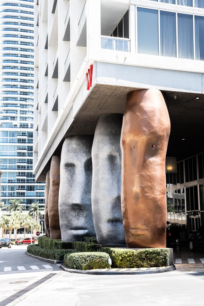 Building Photo - 465 Brickell Ave