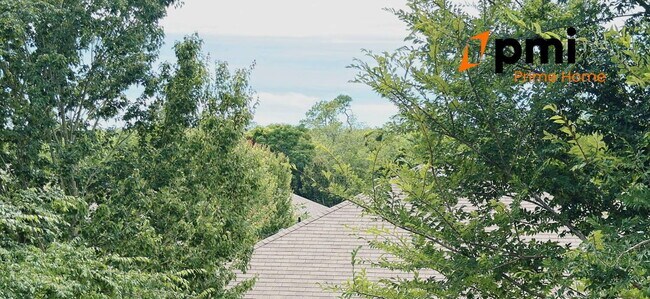 Building Photo - 2114 Rockmart Loop