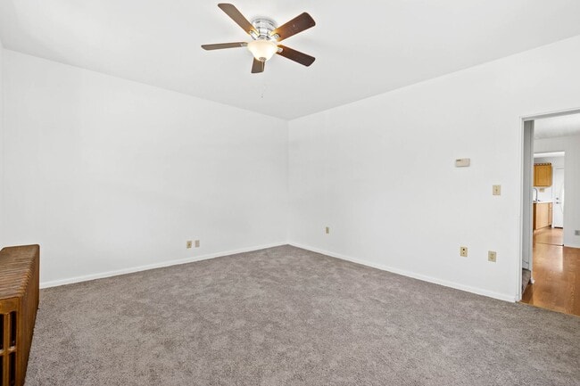 Building Photo - Available April 1st! Beautiful 3-Bedroom Home in Clairton!