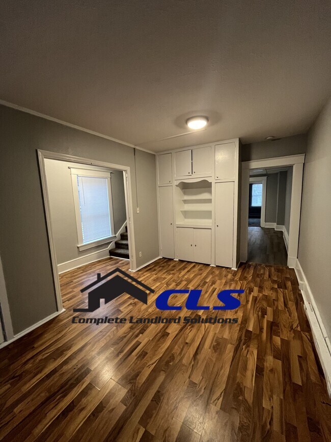 Building Photo - 1616 S 4th St