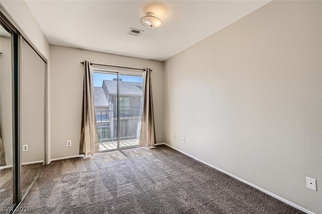 Building Photo - 501 Sellers Pl