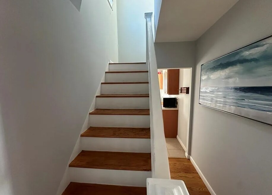 Building Photo - 1528 Portland-Cobalt Rd