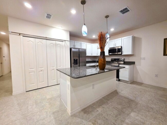 Building Photo - Vero Beach Rentals. Vero Beach Rent, LLC and Property Management Company