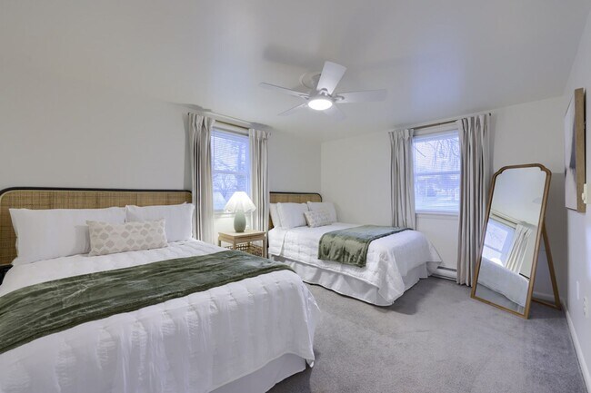 Building Photo - Spacious Rambling Rancher in Quarryville | Beautiful