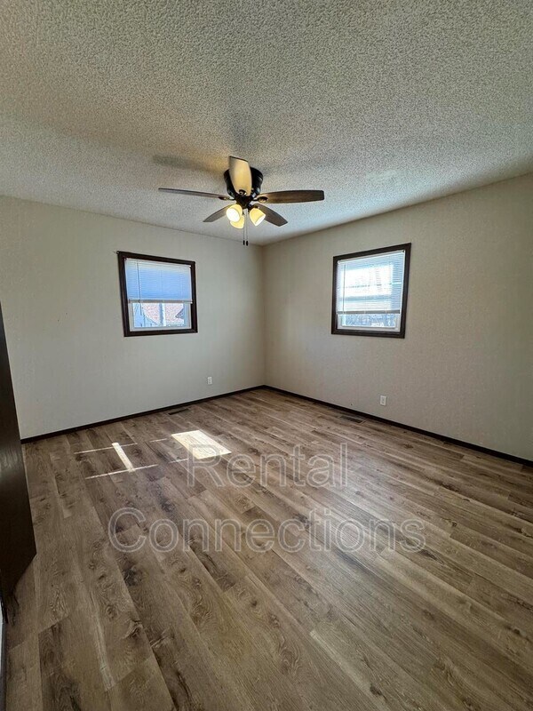 Building Photo - 712 N Madison St