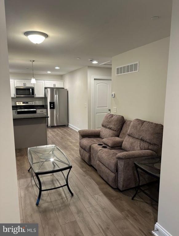 Building Photo - 8312 Sunnyview Dr