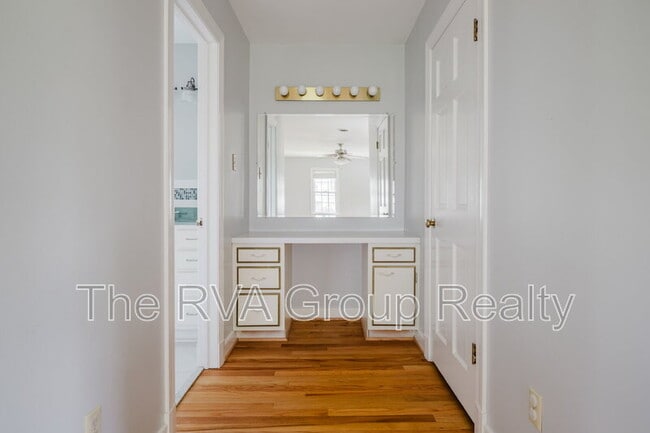 Building Photo - 10075 Aragon Dr