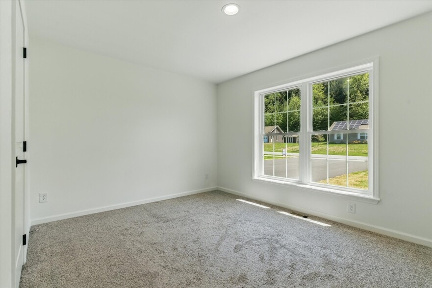 Building Photo - 542 Partridge Farm Rd