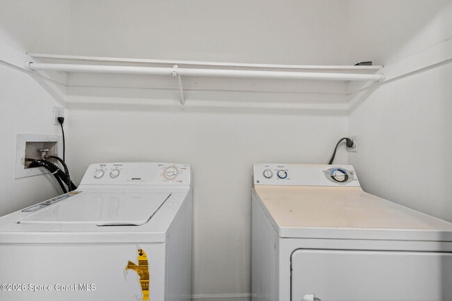 Building Photo - 2107 Hidden Grove Ln