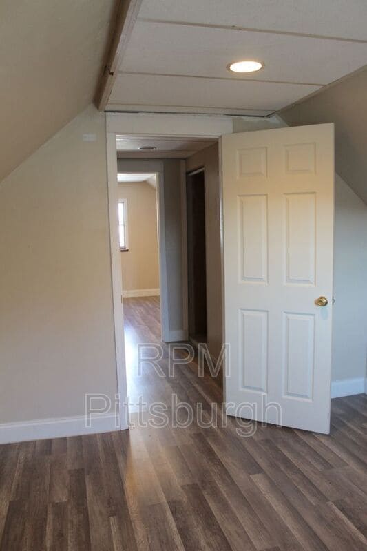 Building Photo - 753 Jefferson Rd