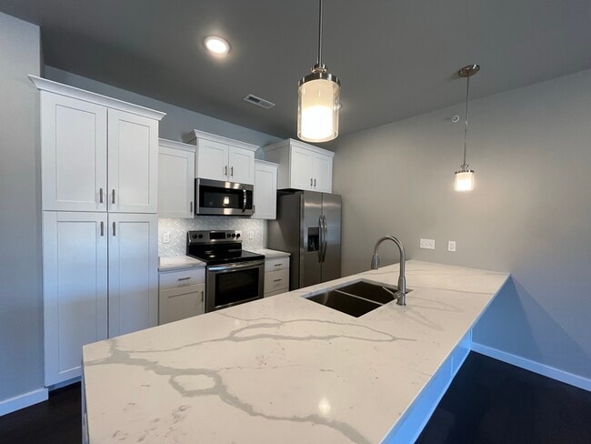 Building Photo - The Verdant