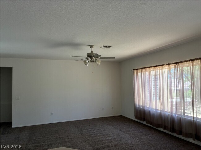 Building Photo - 2578 Woodson Ave