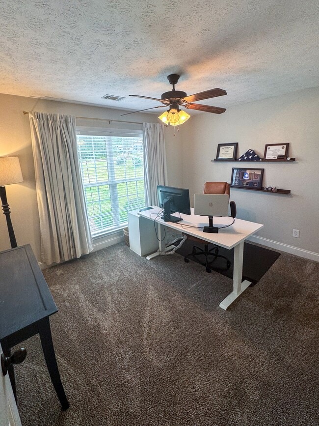 Building Photo - 127 Lee Rd 2181