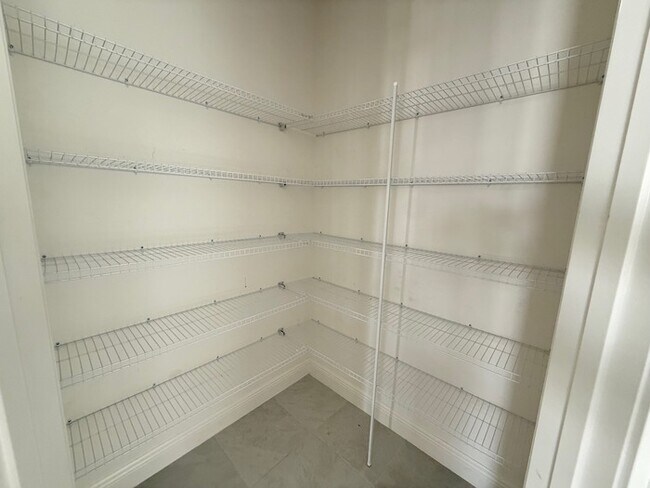 Building Photo - 5/4 spacious Saint Cloud Home