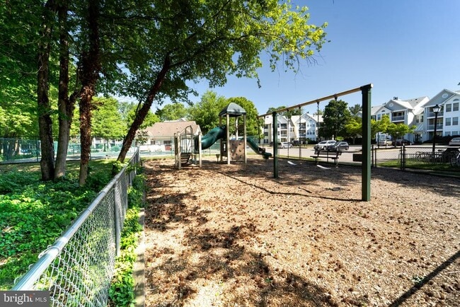 Building Photo - 7505 Calderon Ct