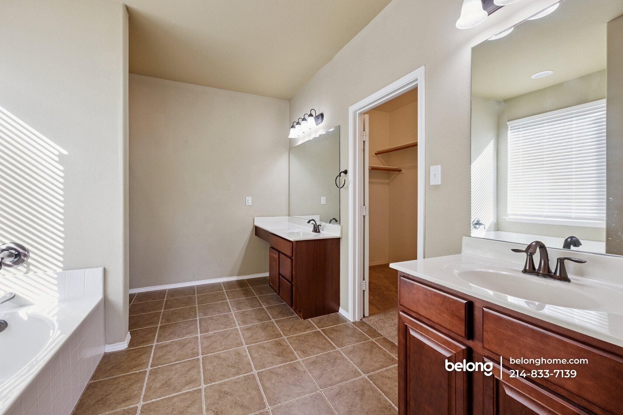 Building Photo - 2128 Valley Forge Trail