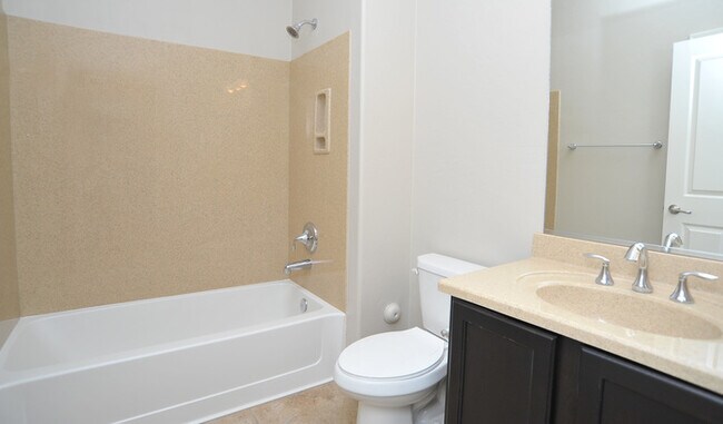 Building Photo - 381 E Calderwood Rd