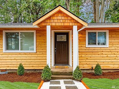 Building Photo - Single Family Home at 8299 Fawn Cres , Blaine