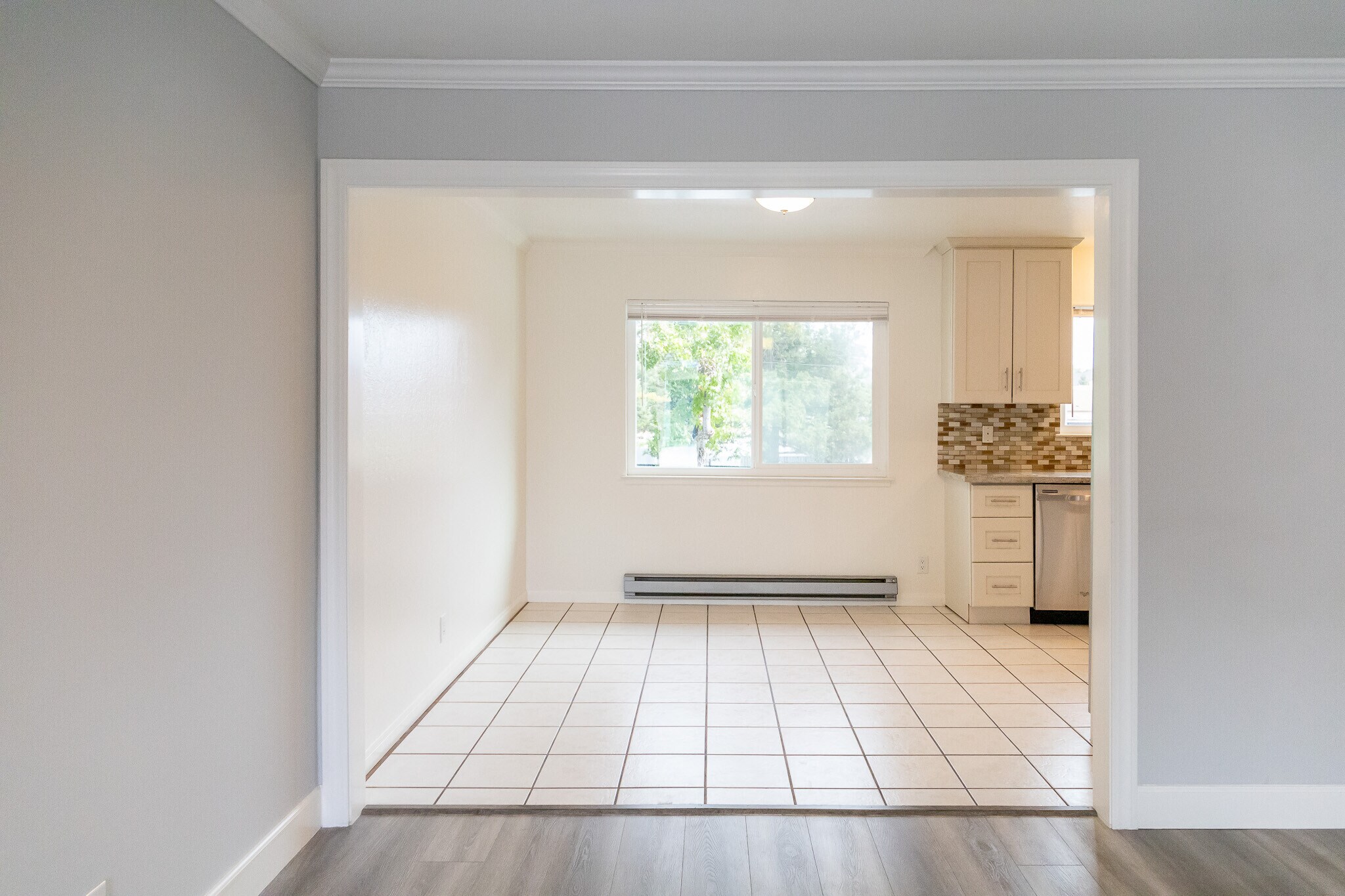 Building Photo - 242 Elwood St