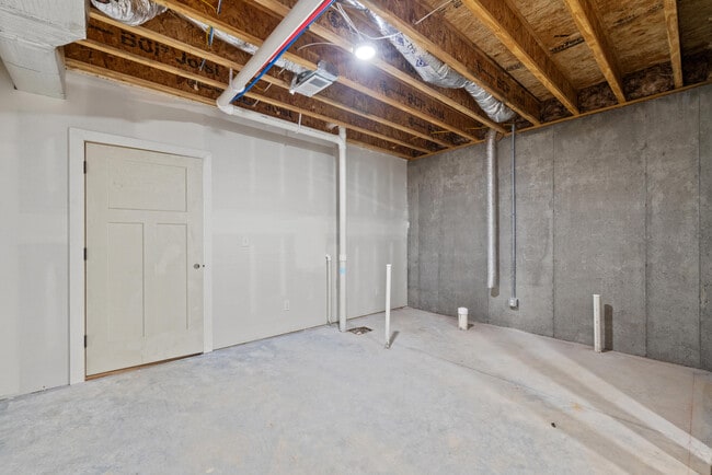 Building Photo - 35 Valley Point Dr