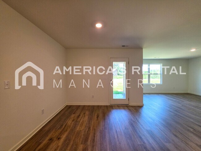 Building Photo - Coming Soon! Available to View NOW!