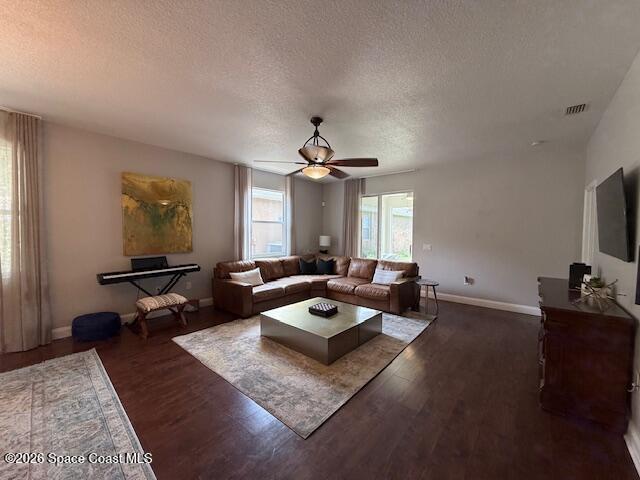 Building Photo - 631 Waterside Cir