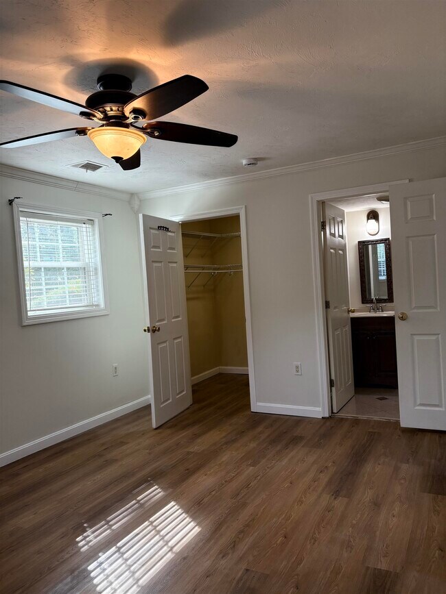 Building Photo - 9 Louisburg Square