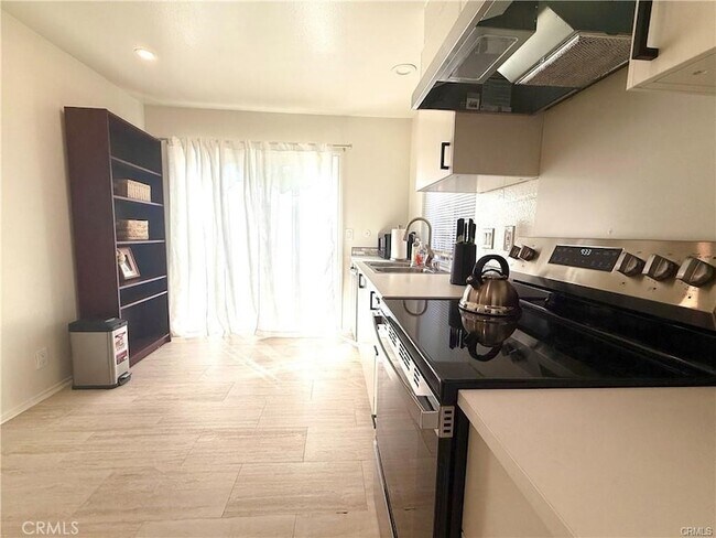 Building Photo - 14901 Waverly Ln