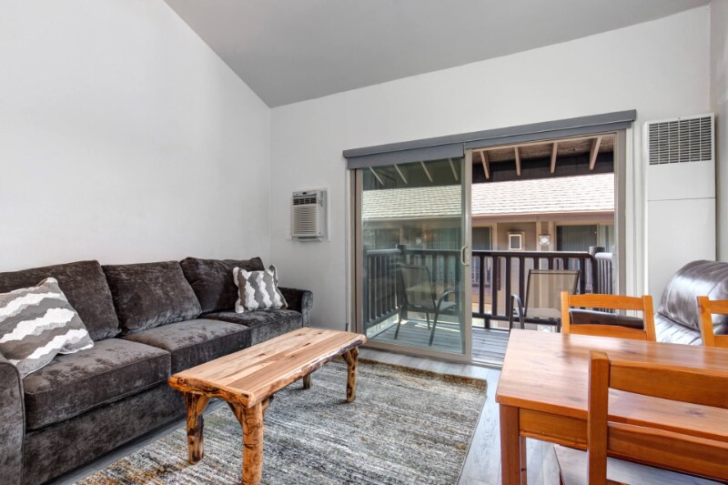 Building Photo - 2245 Sidewinder Dr