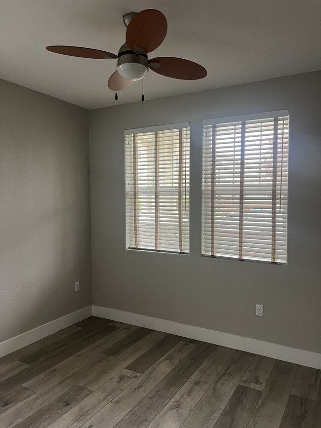 Building Photo - 232 Tuso Ranch Rd