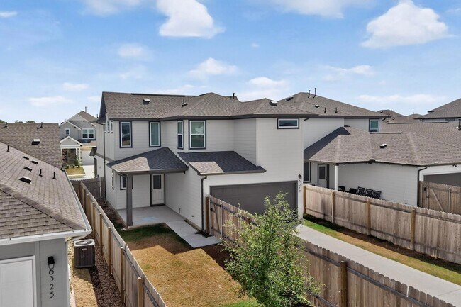 Building Photo - 6317 Marsh Ln