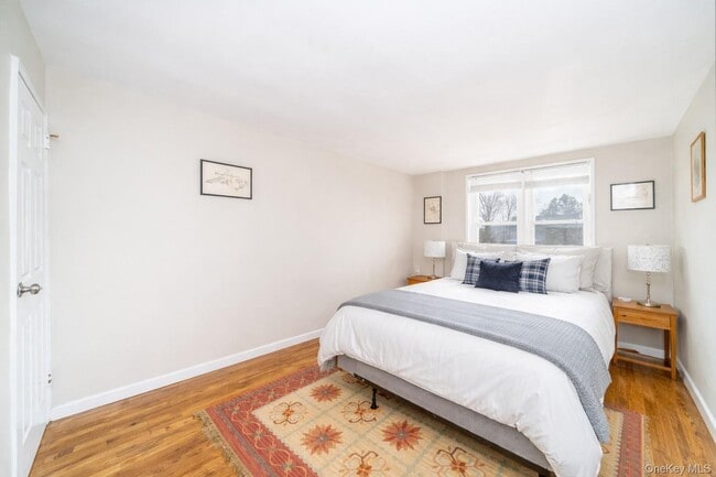 Building Photo - 21 Fairview Ave