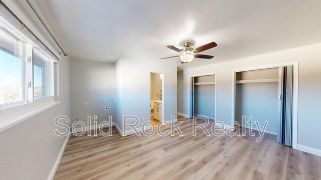 Building Photo - 434 Valley Hi Cir