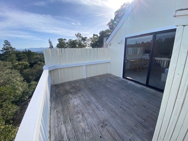 Building Photo - 24335 San Pedro Ln