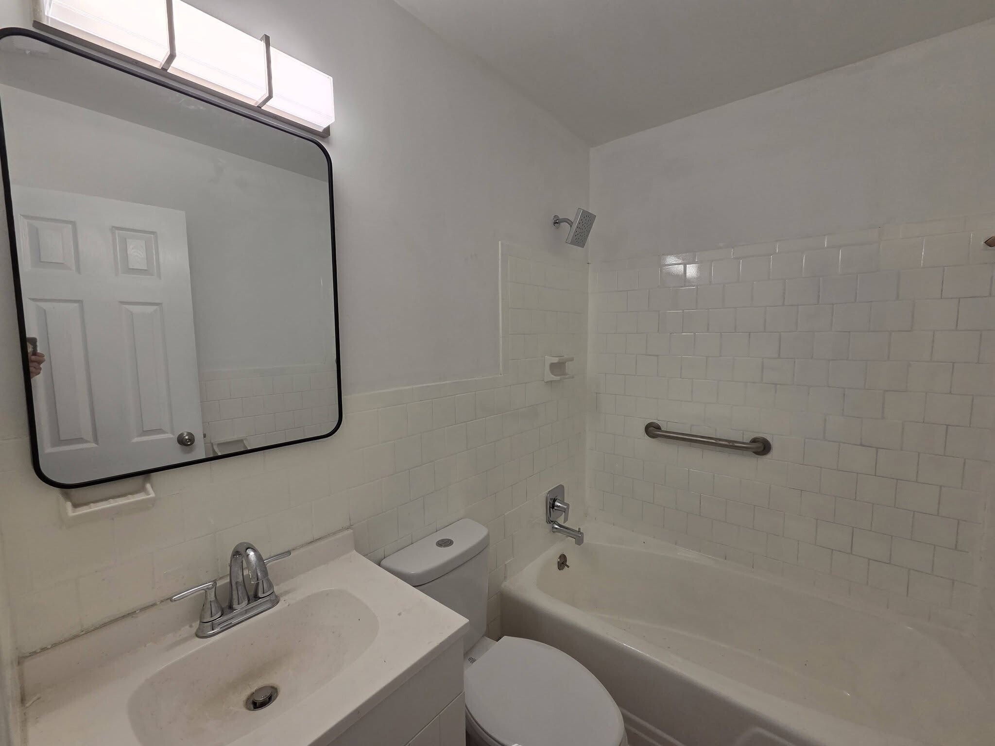 Building Photo - 5506 Campbell Ave