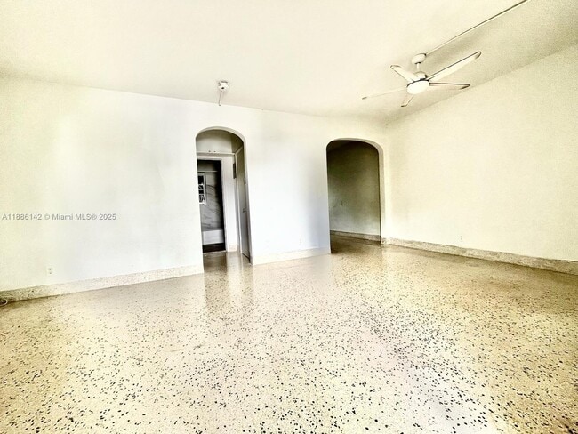 Building Photo - 2101 SW 3rd Ave