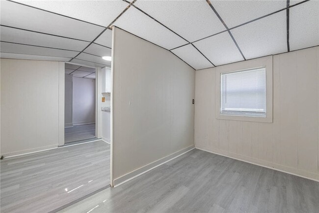 Building Photo - 539 S Monroe St
