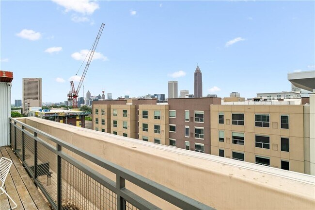 Building Photo - 426 Marietta St NW