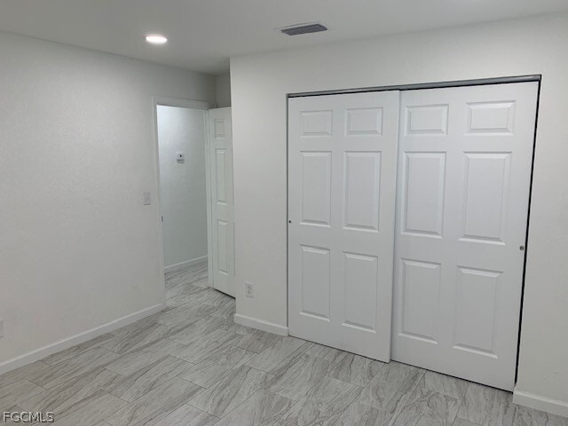 Building Photo - 11460 Summerwinds Ct