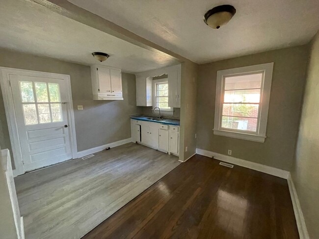 Building Photo - 6310 Ward Blvd