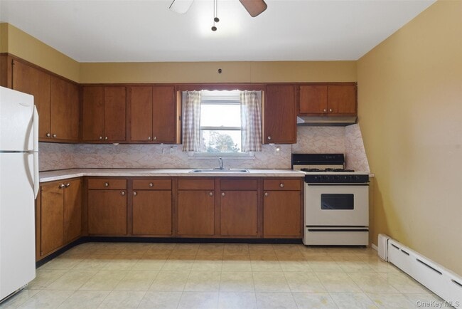 Building Photo - 166 Park Hill Ave