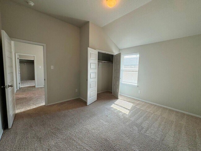 Building Photo - 295 Rimrock Ct