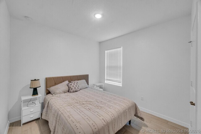Building Photo - 5082 Armina Pl