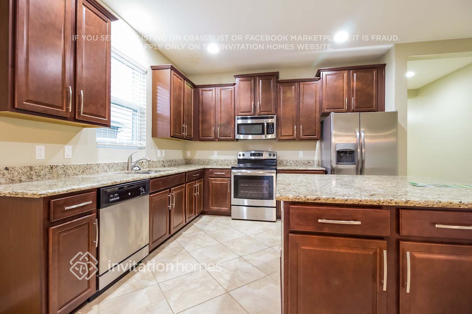 Building Photo - 3504 Sprite Ln