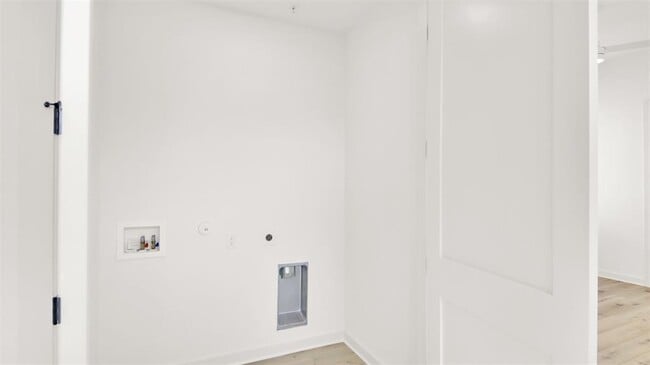 Building Photo - 6119 Atwood St