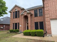 Building Photo - Room in House on Levant Ln