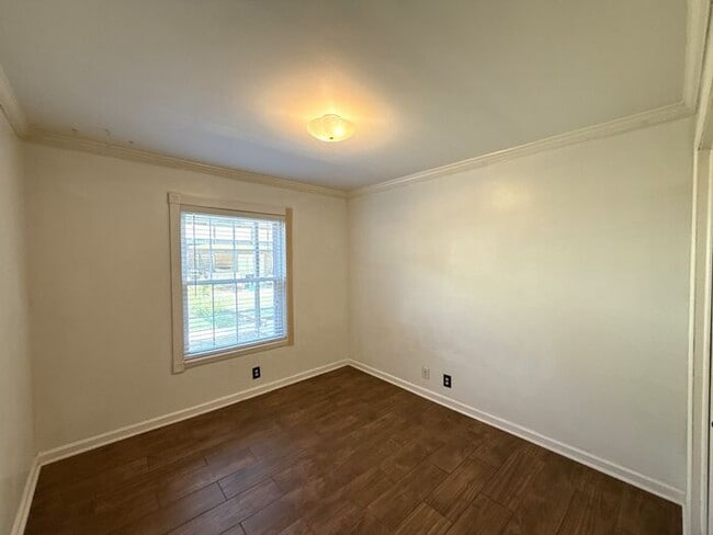 Building Photo - T.R. Lawing Realty Property