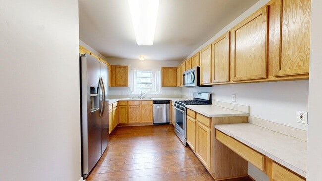 Building Photo - 3073 Promenade Cir