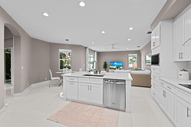 Building Photo - 9919 Royal Cardigan Way