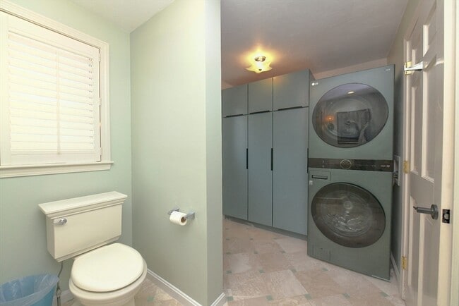 Building Photo - 31 Ellisville Rd